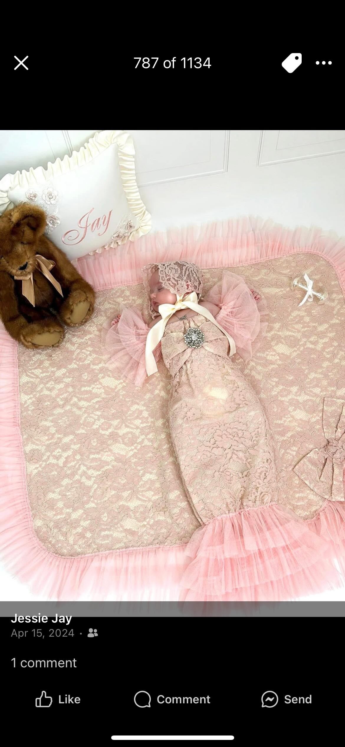Reserved-cocoon set, gown set